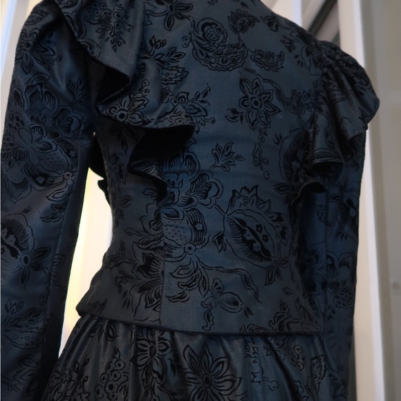 (Vintage/Designer) Giorgio Beverly Hills Renaissance Inspired Two Piece Set - Picture 10 of 11